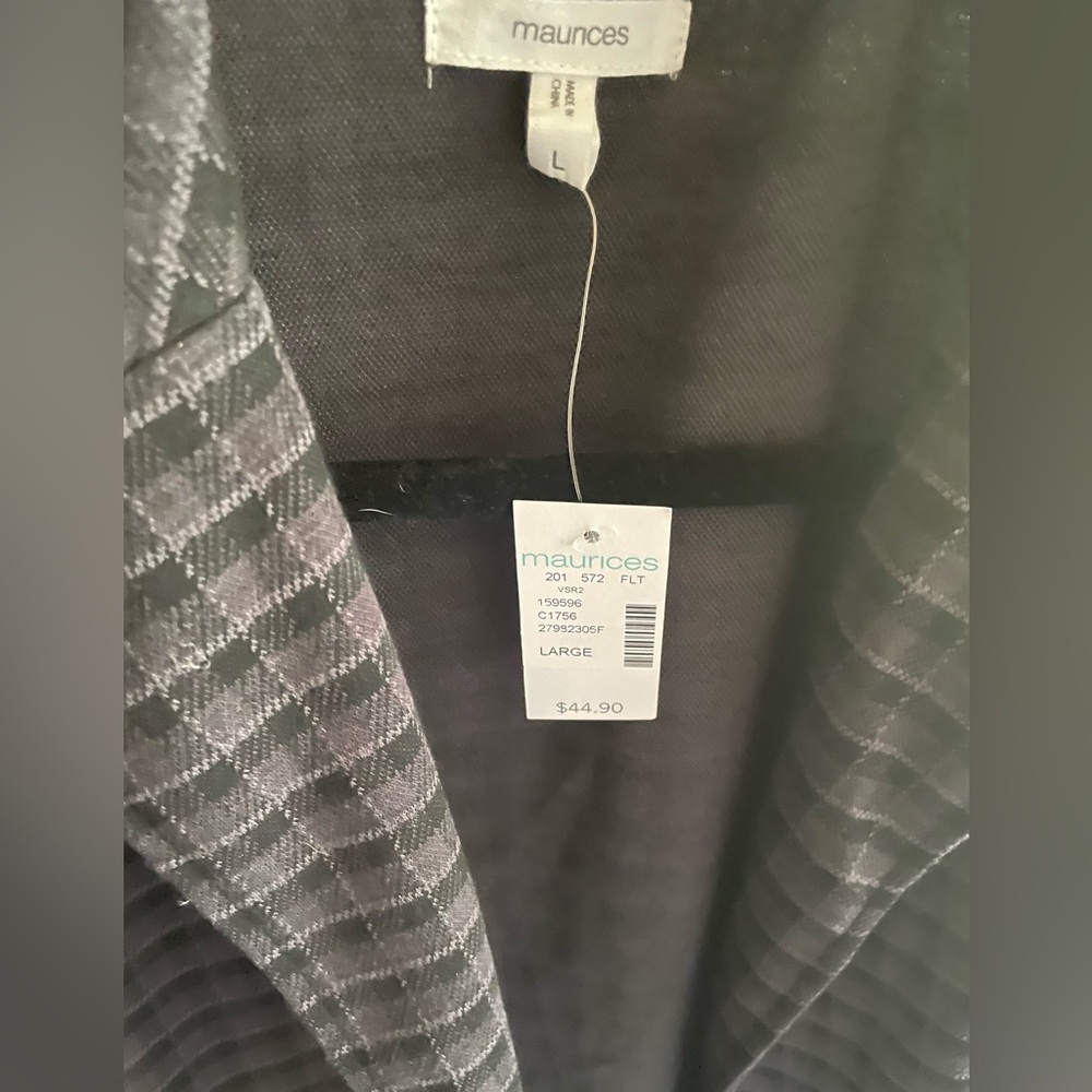 Maurice’s black check blazer
NWT size large - Picture 4 of 4